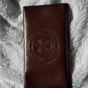 Boy Scout sewing kit. Good shape.  Nothing used.